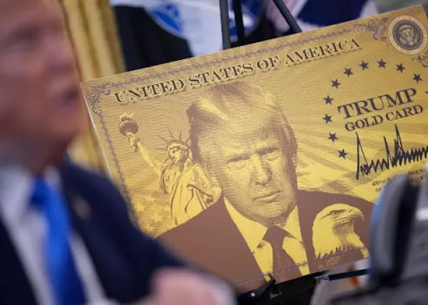 Tổng thống Trump Đề Xuất "Thẻ Vàng" 5 Triệu USD: Lối Đi Mới Đến Quốc Tịch Mỹ